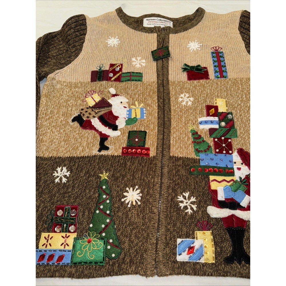 CHRISTMAS SWEATER WOMENS MEDIUM ZIP‎ UP SANTA/GIFTS  HEIRLOOM